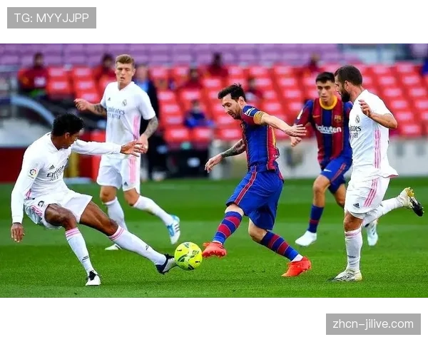 国家德比突发状况:巴萨主场部分看台因安全原因被临时清空 国家德比突发状况:巴萨主场部分看台因安全原因被临时清空